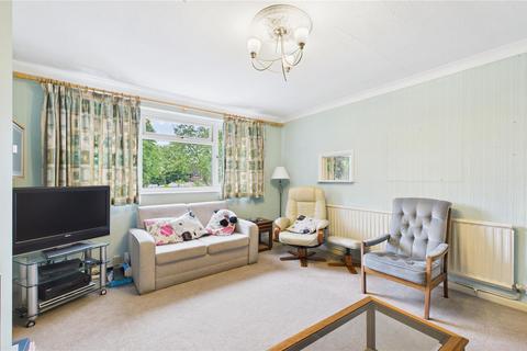 342d Bury Street West, London, N9 9LA