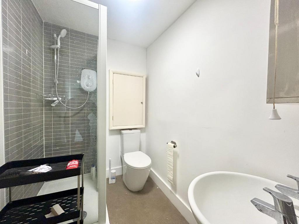 Bathroom .jpg