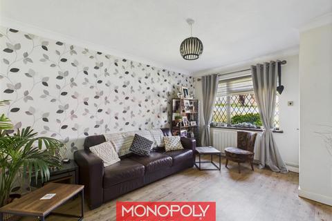 6 Bryn Onnen, Denbigh, LL16 3PJ