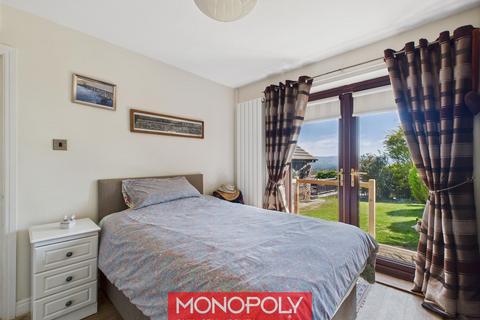 6 Bryn Onnen, Denbigh, LL16 3PJ