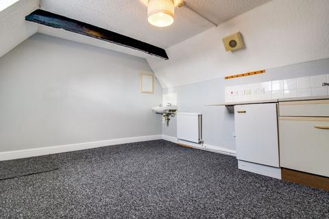 Studio to rent, Sheep Street, Swindon SN6