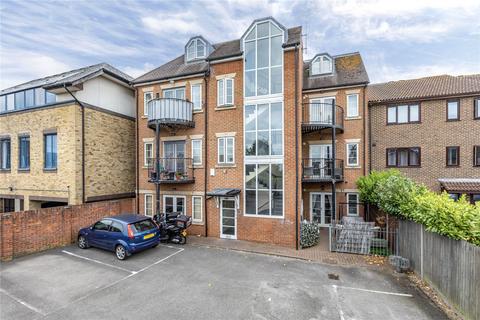 1 bedroom flat for sale, High Street, Addlestone KT15