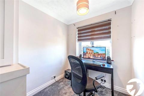 46 Valley View, Greenhithe, DA9 9LU