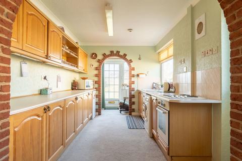 2 bedroom detached bungalow for sale, Holly Tree Croft, York YO19