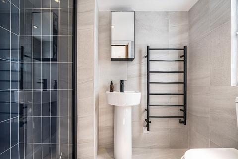 59 Felix Road, London, W13 0NY