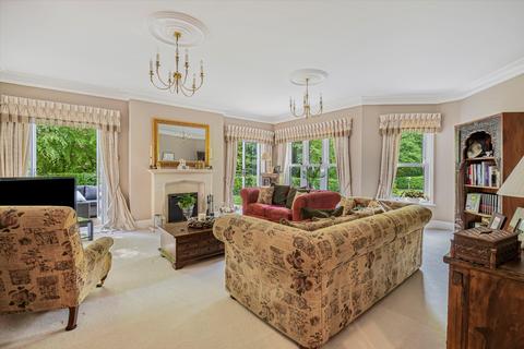 6 Hazel Grove, Kingwood, Henley-on-thames, RG9 5NH