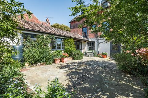 8 Ash Close, Swaffham, PE37 7NH