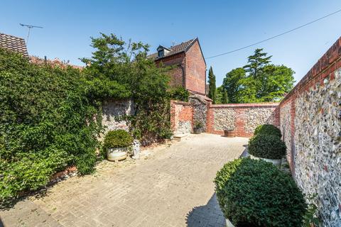 8 Ash Close, Swaffham, PE37 7NH