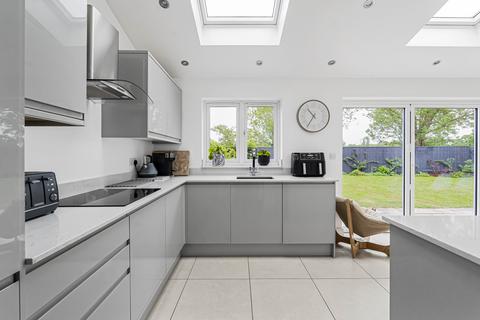33 Queens Close, Harston, Cambridge, CB22 7QW