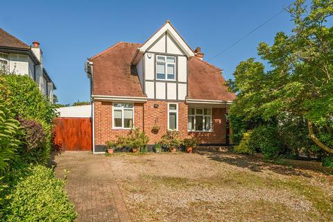 202 Whyteleafe Road, Caterham, CR3 5ED