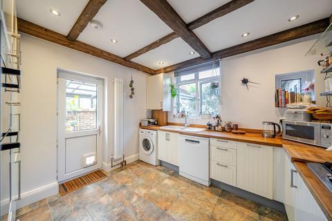 202 Whyteleafe Road, Caterham, CR3 5ED