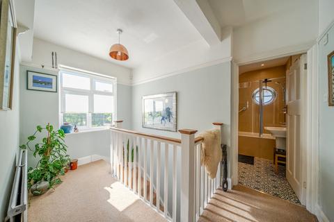 202 Whyteleafe Road, Caterham, CR3 5ED