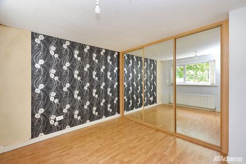 232 The Glen, Palacefields, Runcorn, WA7 2TE