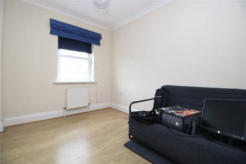 4 Atkinson Close, Barton On Sea, New Milton, BH25 7FF