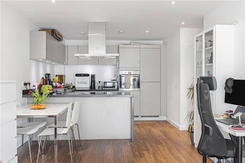 2 bedroom apartment to rent, Upper North Street, London, E14