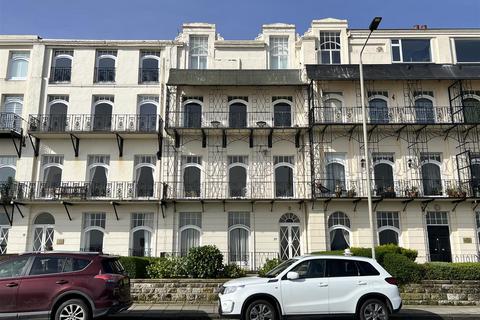 2 bedroom flat for sale, Esplanade, Scarborough