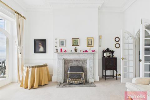 2 bedroom flat for sale, Esplanade, Scarborough
