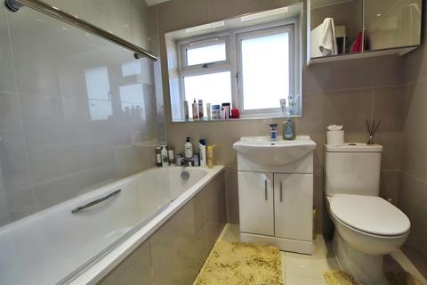 58 Goodwin Road, Slough, SL2 2EU