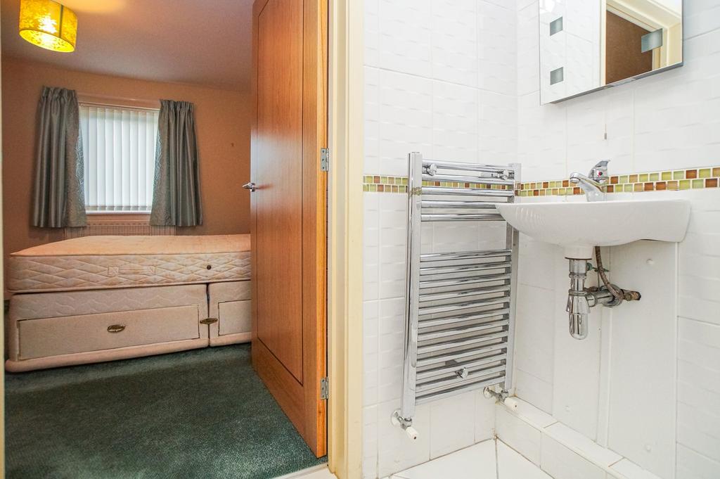 En-Suite Cloakroom