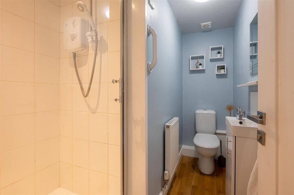Annex shower room