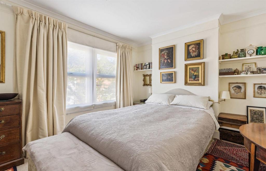 Oxford Gardens, W4 - FOR SALE