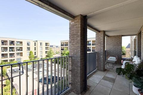 2 bedroom flat for sale, Osprey Drive, Trumpington