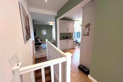 2 bedroom apartment to rent, 2 Bedroom Apartment to Rent - Crosby Road, Nottingham, NG2 5GG