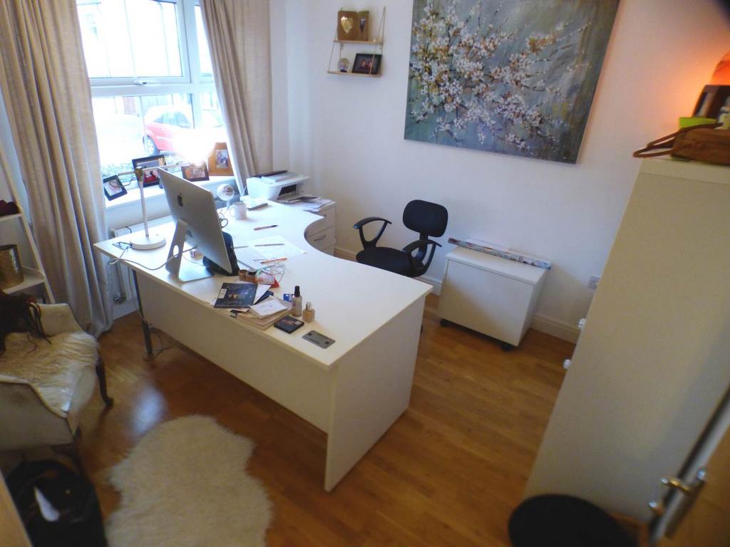 Dininr room office