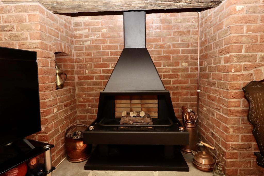 Fireplce in the sitting room