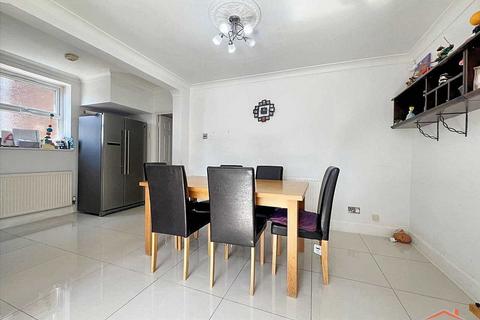 undefined, Westleigh Gardens, Edgware