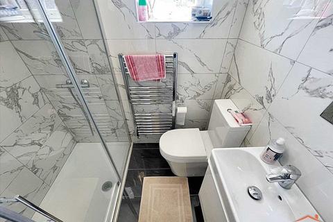 15 Westleigh Gardens, Edgware, HA8 5SQ