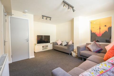 1 bedroom in a house share to rent, Hawkhurst Road, Brighton BN1