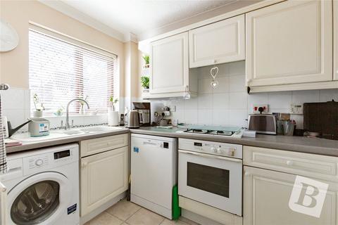 2 bedroom semi-detached house for sale, Wallace Drive, Wickford, Essex, SS12
