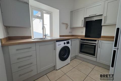 2 bedroom flat to rent, The Maltsters Flat, 1 Westgate Hill, Pembroke, Pembrokeshire. SA71 4LB