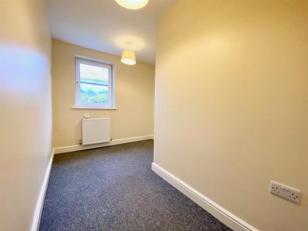 Bedroom 3.jpg