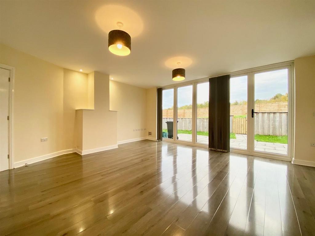 Living Room.jpg