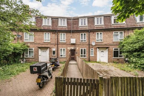 51 Canada Crescent, London, W3 0NJ