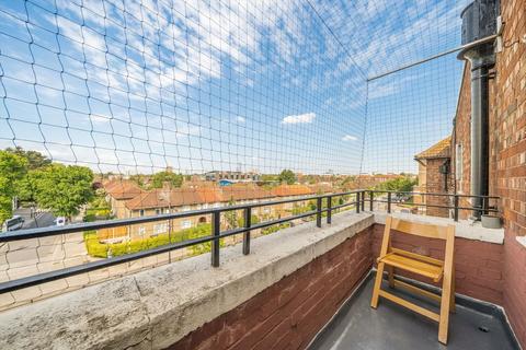 Flat 34, Charnock House White City Estate, London, W12 7QX