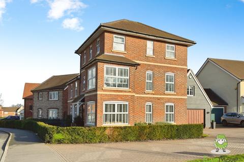 8 Doric Avenue, Chineham, Basingstoke, RG24 8NW