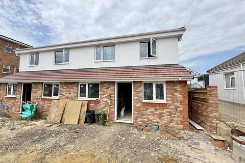 4 bedroom semi-detached house for sale, Steyning Avenue, Peacehaven