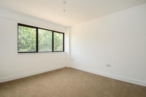 undefined, Aylesbury,  Buckinghamshire,  HP21