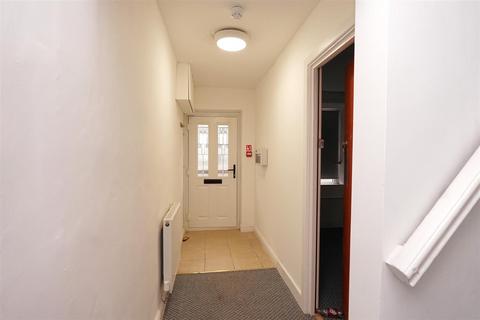 4 bedroom terraced house to rent, Lapstone Road, Millom