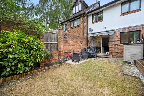 46 Vellum Drive, Carshalton, SM5 2TN