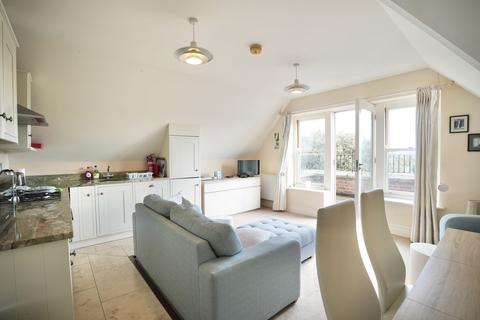 2 bedroom apartment for sale, St. Margarets Road, Upton House, NR27