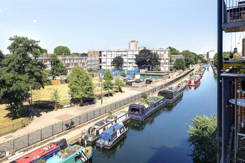 1 bedroom flat for sale, Adelaide Wharf, 120 Queensbridge Road, Bethnal Green, London, E2