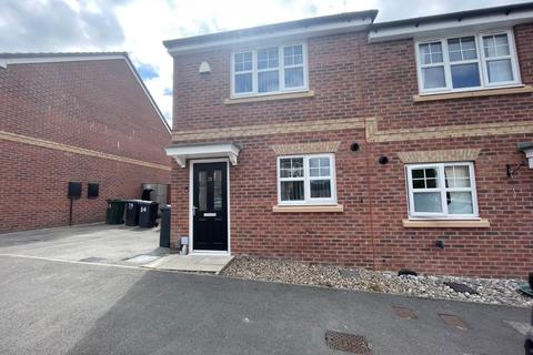 2 bedroom house to rent, Woodend Drive, Shipley, West Yorkshire, BD18