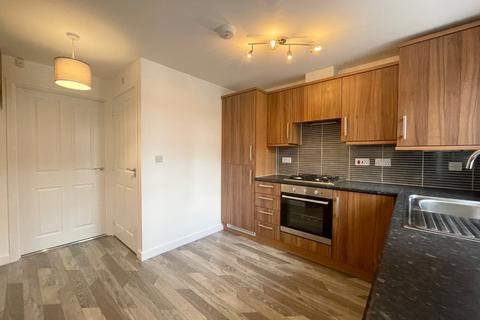 2 bedroom house to rent, Woodend Drive, Shipley, West Yorkshire, BD18