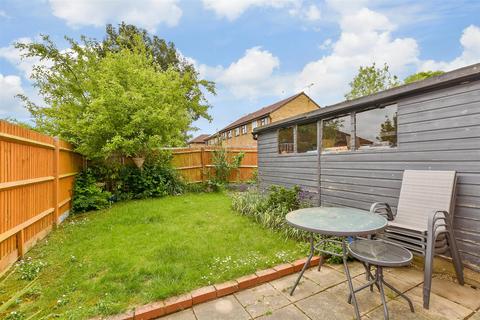 34 Windsor Close, Southwater, Horsham, RH13 9XH