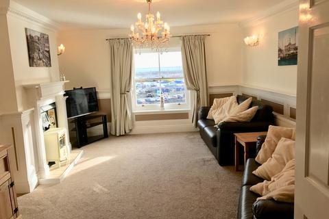 2 bedroom flat to rent, Flat 2, 68 Harbour Parade, Ramsgate, Kent
