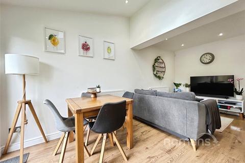 3 bedroom end of terrace house for sale, Highwood Close, Yateley, Hampshire